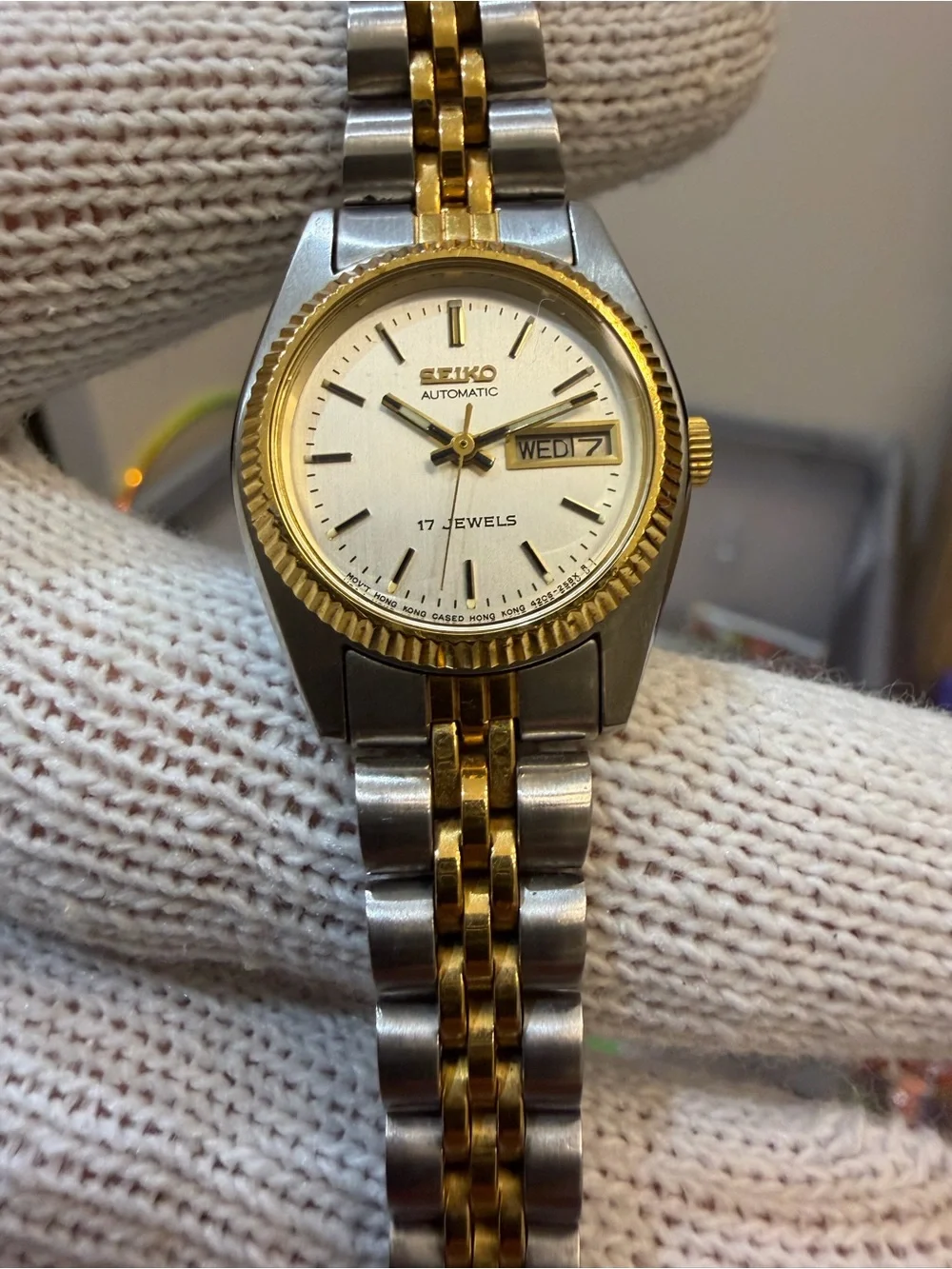 Vtg Seiko 4206-0519 Ladies Automatic Watch Two Tone Jubilee Day Date 17J Run